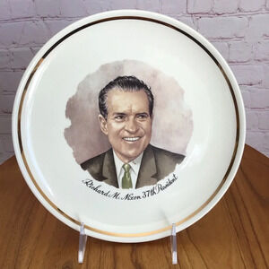 Vintage Richard M. Nixon 37th President Collectible Ceramic Plate